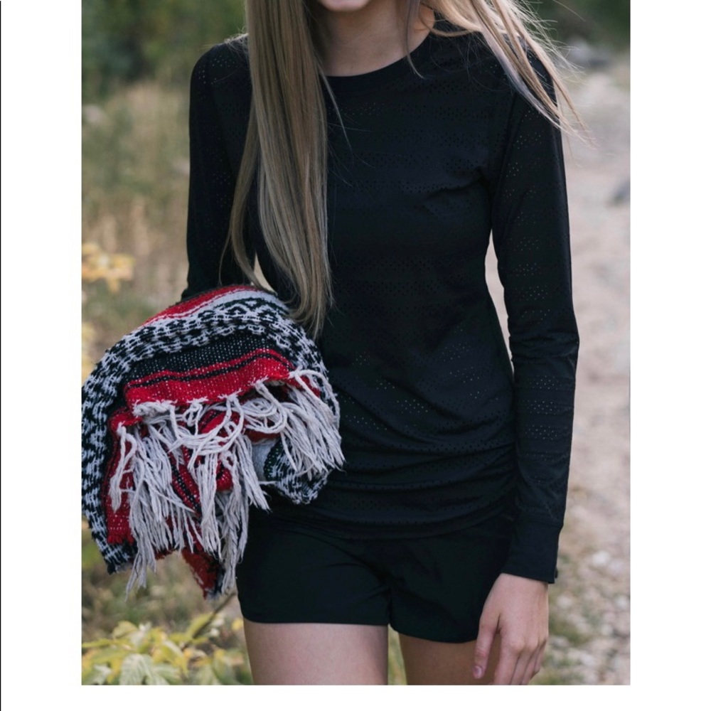 ZYIA black xxl long sleeve chill top